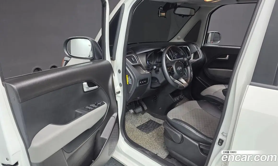 Kia Ray 2021 1.0 автомат (гидро), фото 13