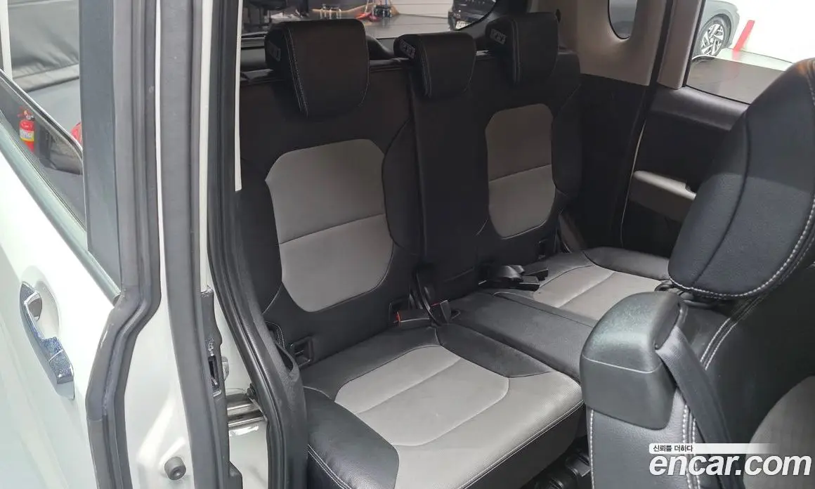 Kia Ray 2021 1.0 автомат (гидро), фото 17