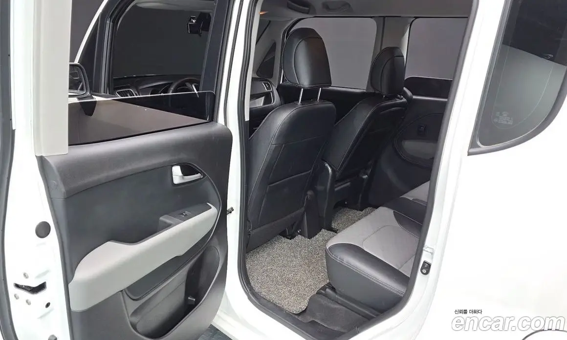 Kia Ray 2021 1.0 автомат (гидро), фото 18