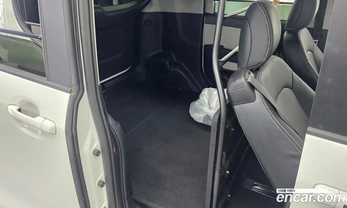 Kia Ray 2022 1.0 автомат (гидро), фото 18
