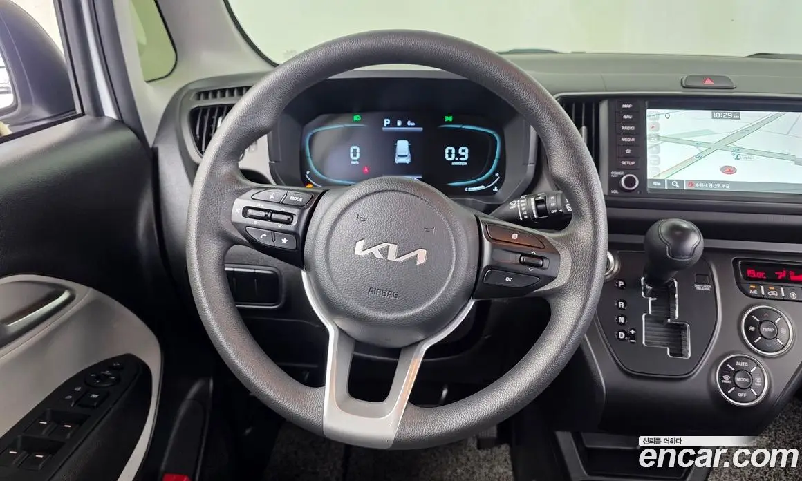 Kia Ray 2022 1.0 автомат (гидро), фото 19