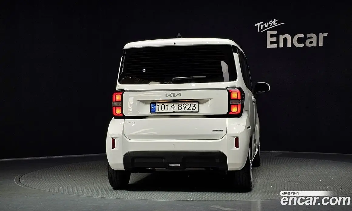 Kia Ray 2022 1.0 автомат (гидро), фото 4