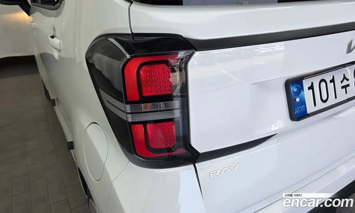 Kia Ray 2022 1.0 автомат (гидро), фото 9