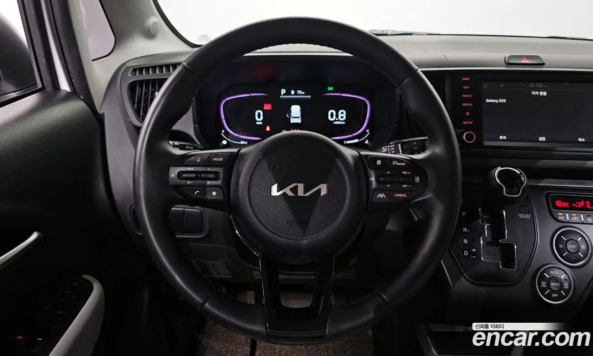 Kia Ray 2023 1.0 автомат (гидро), фото 13