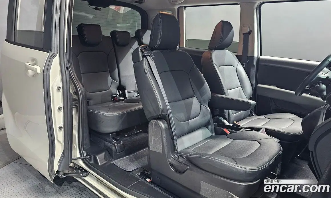 Kia Ray 2024 1.0 автомат (гидро), фото 17
