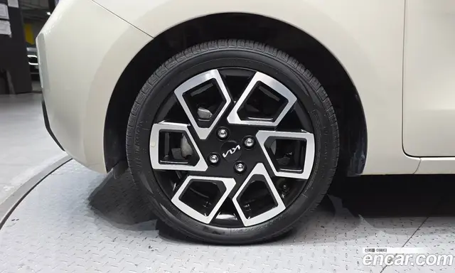 Kia Ray 2024 1.0 автомат (гидро), миниатюра 5