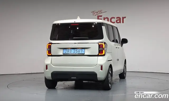 Kia Ray 2024 0.1 автомат (гидро), миниатюра 3