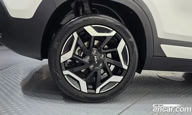 Kia Seltos 2022 1.6 автомат (гидро), миниатюра 5
