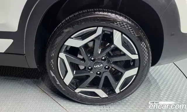 Kia Seltos 2022 1.6 автомат (гидро), миниатюра 7