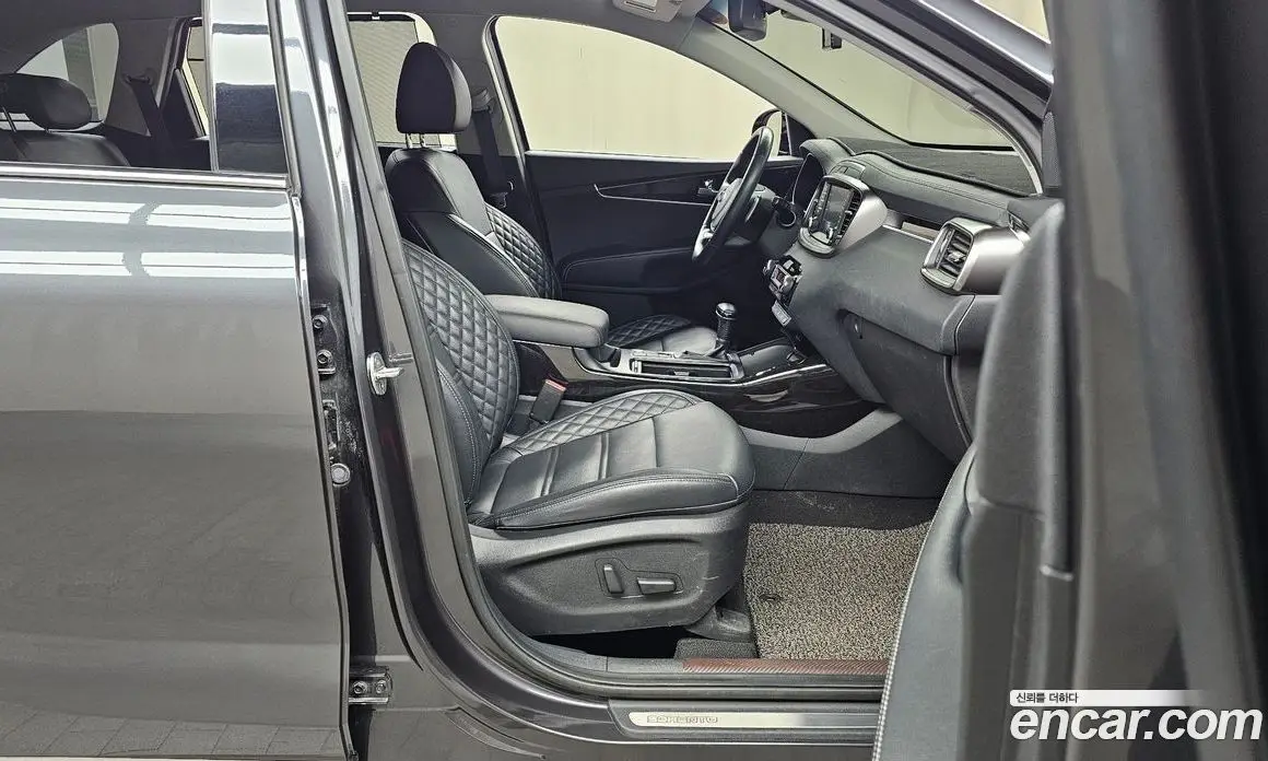 Kia Sorento 2019 2.0 автомат (гидро), фото 16