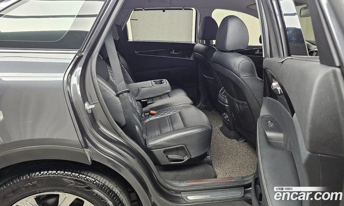 Kia Sorento 2019 2.0 автомат (гидро), фото 17