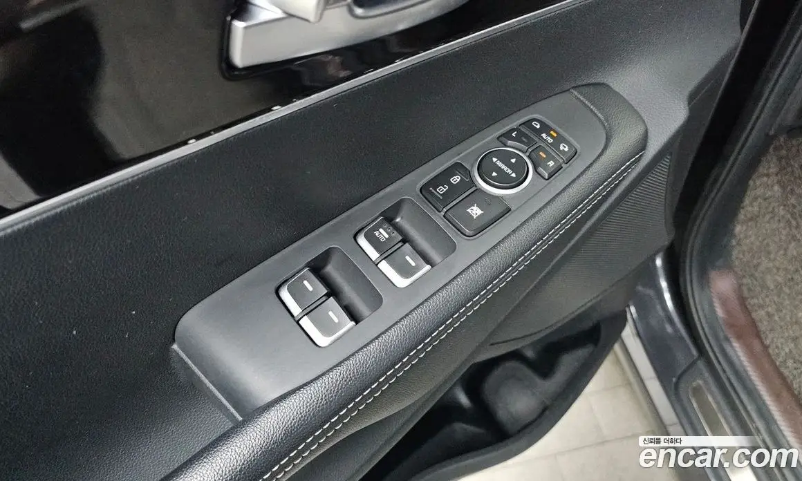 Kia Sorento 2019 2.0 автомат (гидро), фото 28