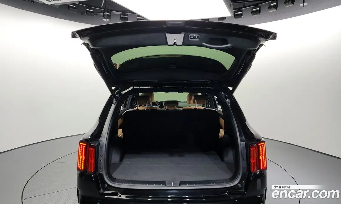 Kia Sorento 2023 2.2 автомат (гидро), фото 20