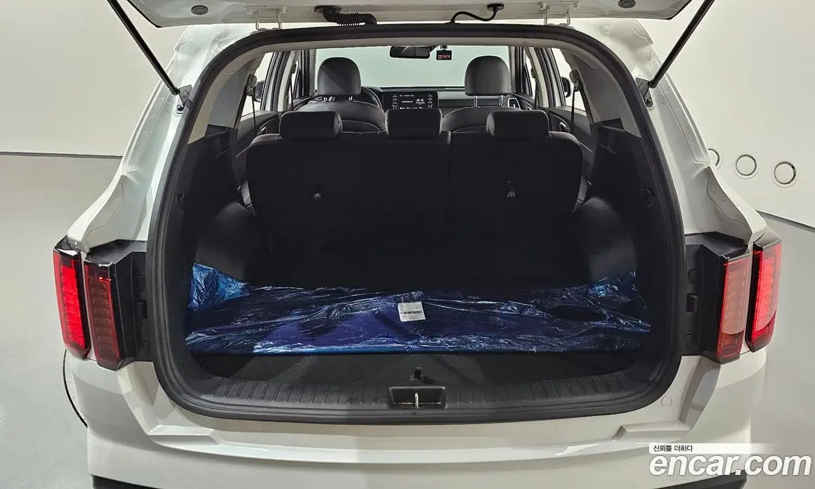 Kia Sorento 2023 2.5 автомат (гидро), фото 20