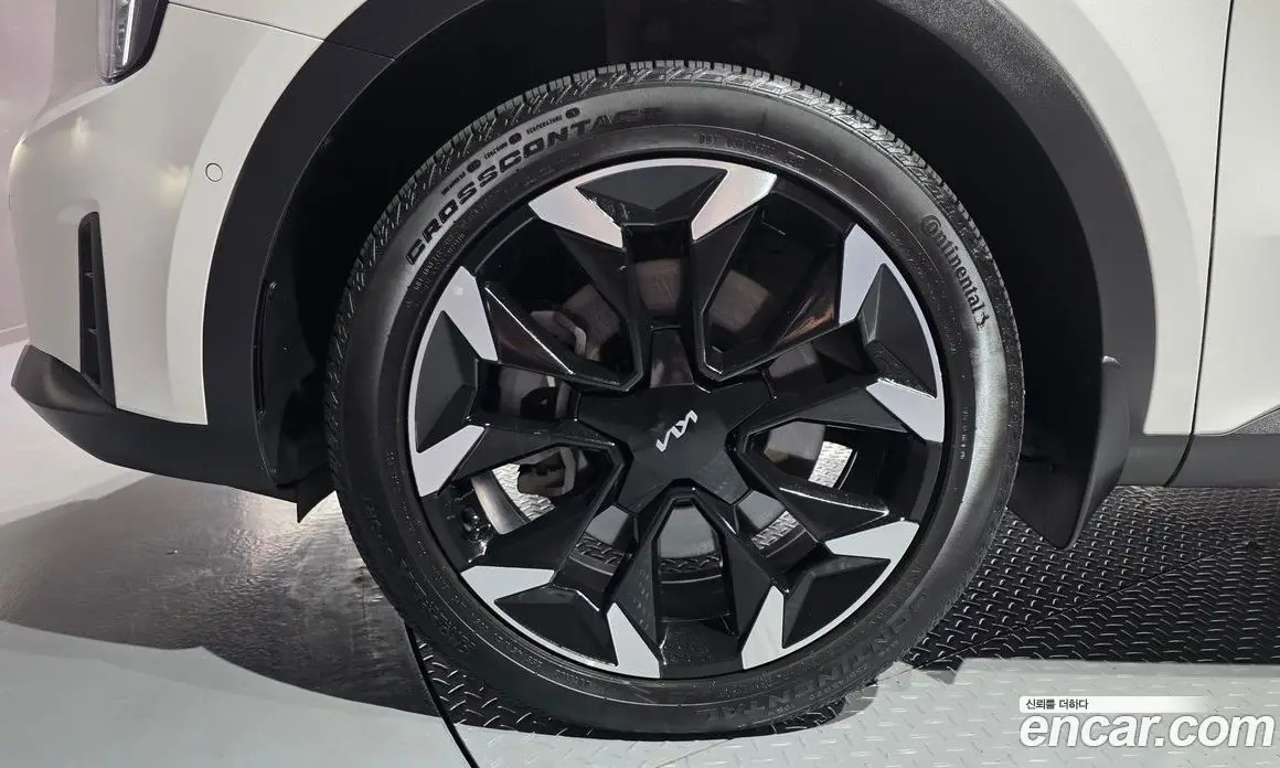 Kia Sorento 2024 2.5 автомат (гидро), фото 5