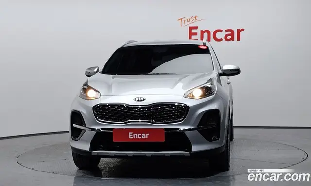 Kia Sportage 2018 1.6 автомат (гидро), миниатюра 3