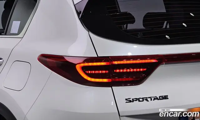 Kia Sportage 2019 2.0 автомат (гидро), миниатюра 9