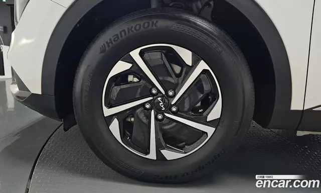 Kia Sportage 2022 1.6 автомат (гидро), миниатюра 5