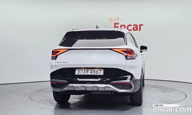 Kia Sportage 2022 2.0 автомат (гидро), миниатюра 4