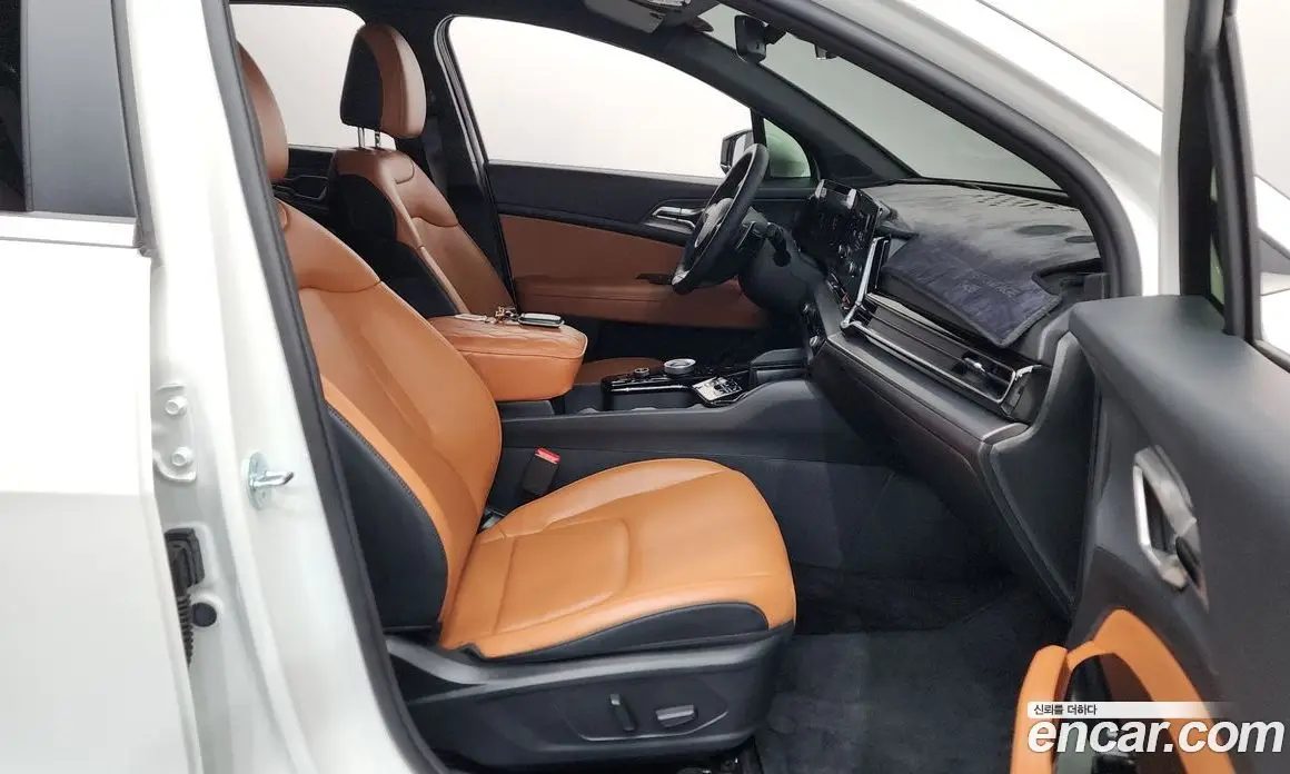 Kia Sportage 2023 1.6 автомат (гидро), фото 16