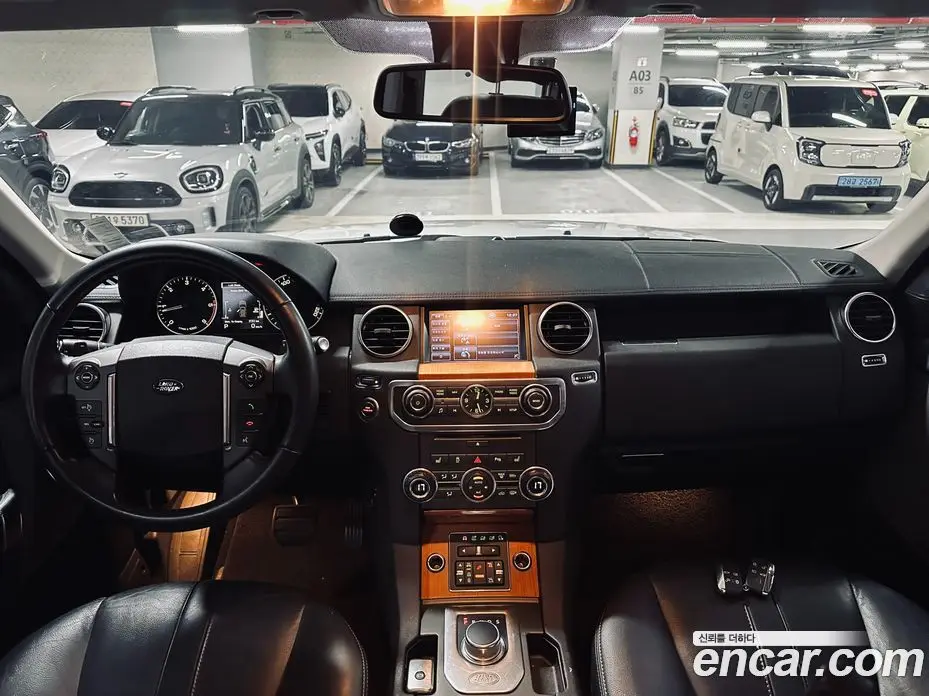Land Rover Discovery 2012 3.0 автомат (гидро), фото 7