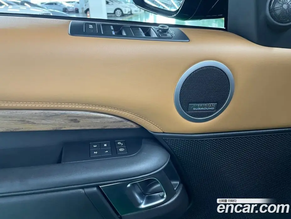 Land Rover Discovery 2018 3.0 автомат (гидро), фото 11
