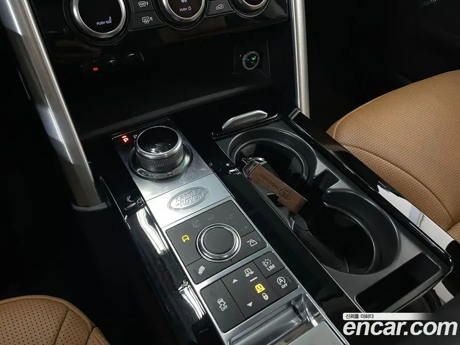 Land Rover Discovery 2018 3.0 автомат (гидро), фото 12