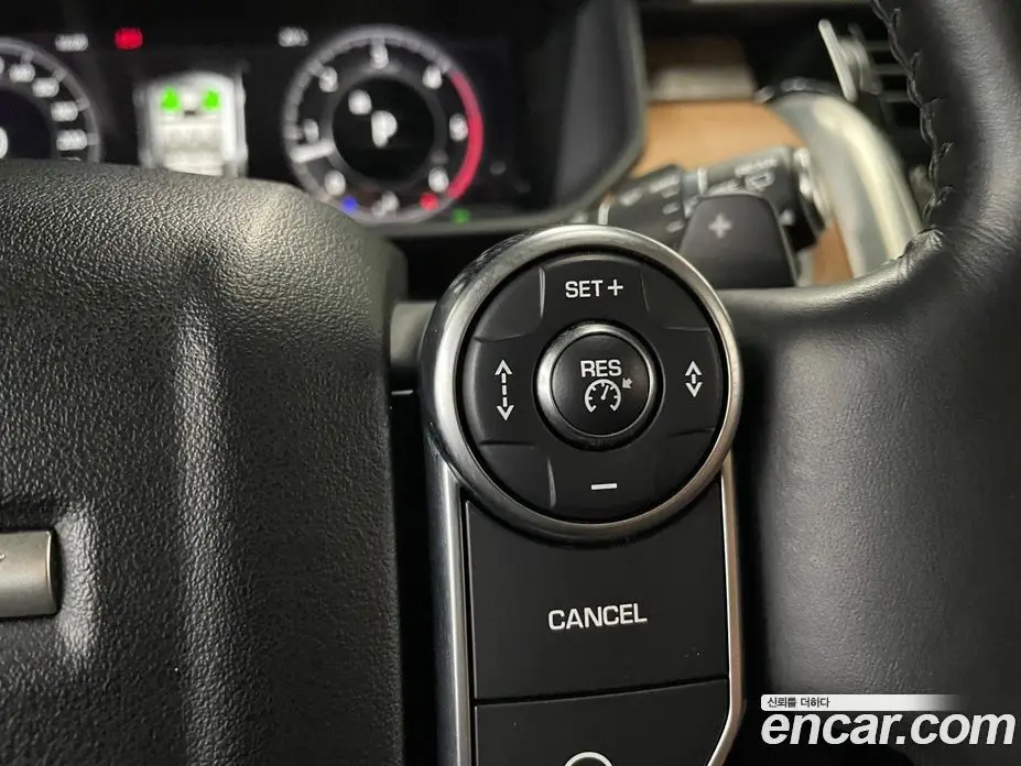 Land Rover Discovery 2018 3.0 автомат (гидро), фото 15