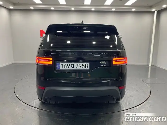 Land Rover Discovery 2018 3.0 автомат (гидро), миниатюра 3