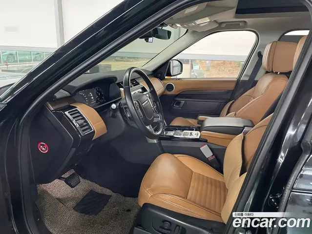 Land Rover Discovery 2018 3.0 автомат (гидро), миниатюра 9