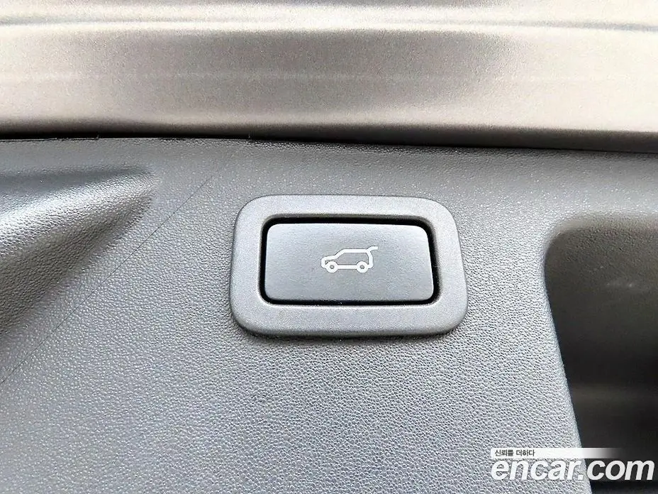 Land Rover Discovery Sport 2018 2.0 автомат (гидро), фото 15