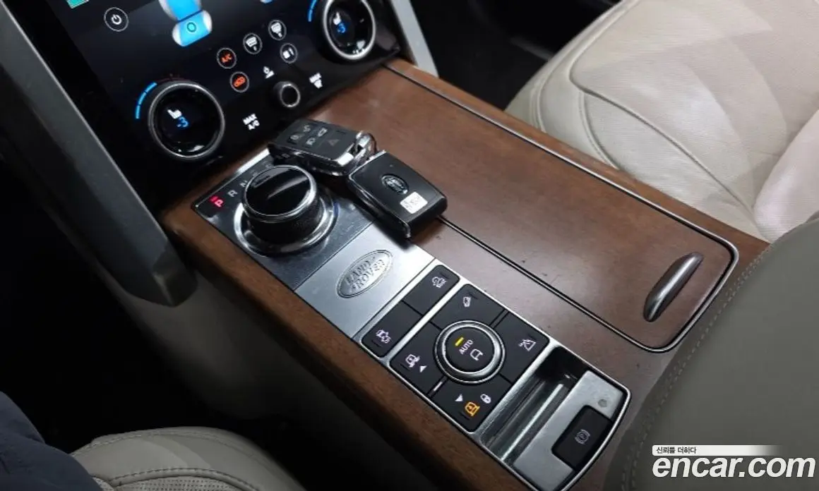 Land Rover Range Rover 2018 5.0 автомат (гидро), фото 9