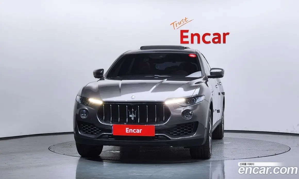 Maserati Levante 2018 3.0 автомат (гидро), фото 3 Maserati Levante 2018 3.0 автомат (гидро), фото 3