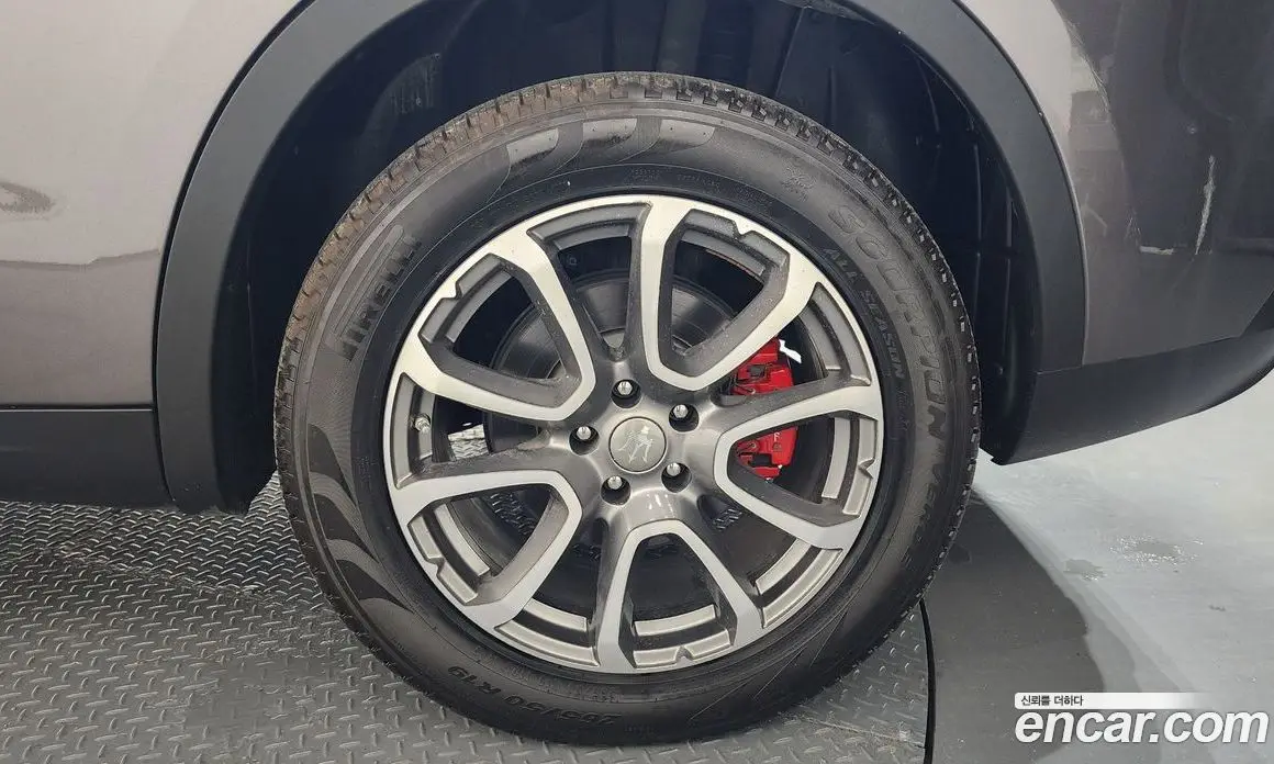 Maserati Levante 2018 3.0 автомат (гидро), фото 7 Maserati Levante 2018 3.0 автомат (гидро), фото 7
