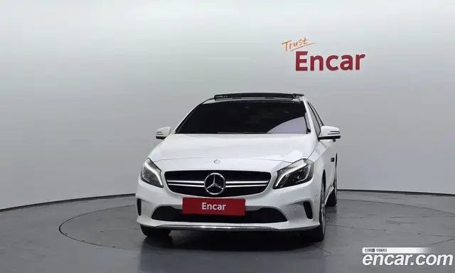 Mercedes-Benz A-Class 2017 1.6 гидро, миниатюра 3