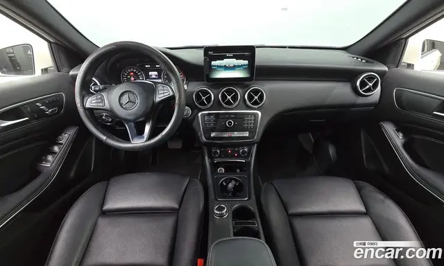 Mercedes-Benz A-Class 2017 1.6 гидро, миниатюра 7