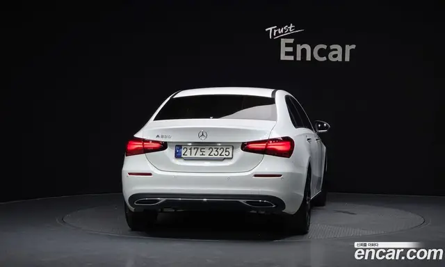 Mercedes-Benz A-Class 2024 2.0 гидро, миниатюра 4 Mercedes-Benz A-Class 2024 2.0 гидро, миниатюра 4