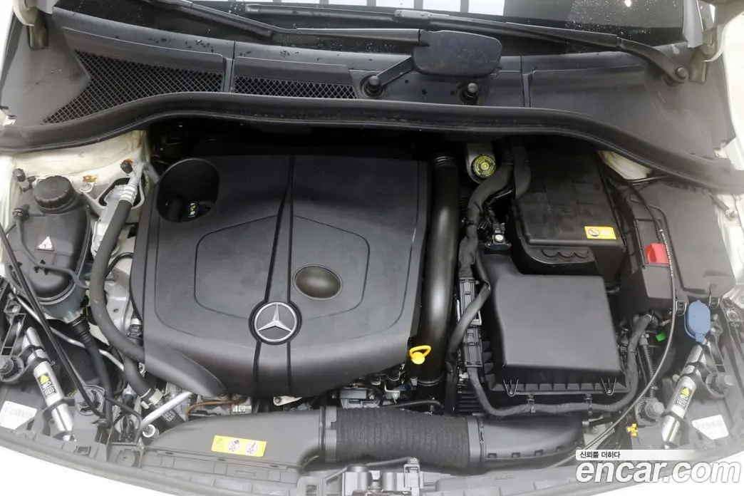 Mercedes-Benz B-Class 2013 1.8 гидро, фото 20 Mercedes-Benz B-Class 2013 1.8 гидро, фото 20