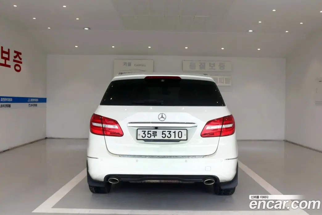 Mercedes-Benz B-Class 2013 1.8 гидро, фото 4 Mercedes-Benz B-Class 2013 1.8 гидро, фото 4