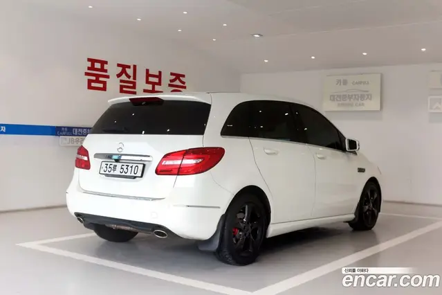 Mercedes-Benz B-Class 2013 1.8 гидро, миниатюра 8 Mercedes-Benz B-Class 2013 1.8 гидро, миниатюра 8
