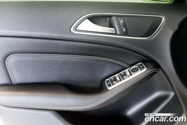 Mercedes-Benz B-Class 2013 1.8 гидро, миниатюра 10 Mercedes-Benz B-Class 2013 1.8 гидро, миниатюра 10