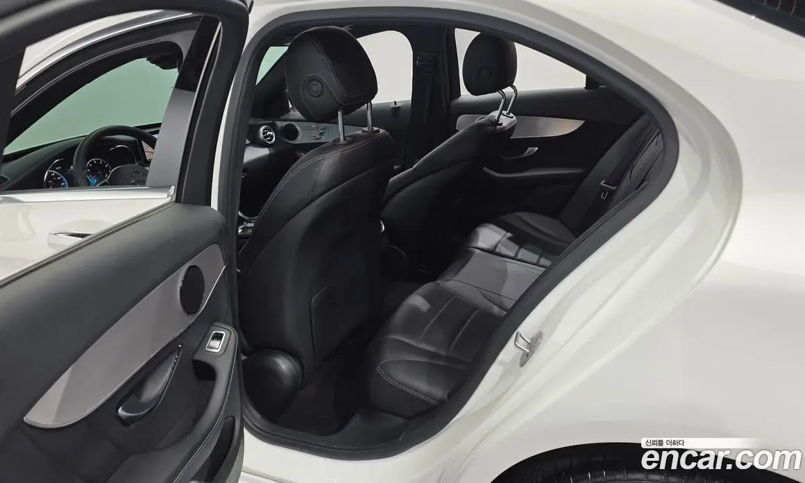 Mercedes-Benz C-Class 2021 2.0 гидро, фото 11