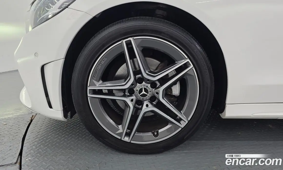 Mercedes-Benz C-Class 2021 2.0 гидро, фото 5