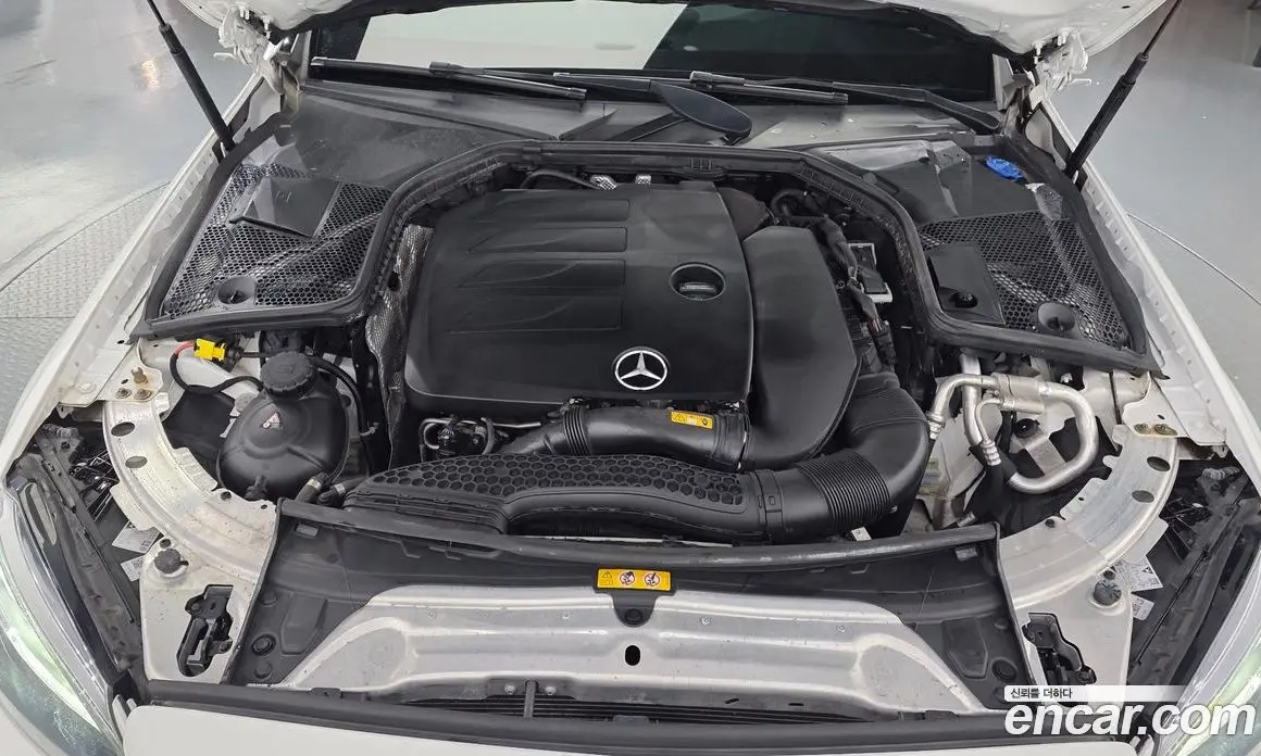 Mercedes-Benz C-Class 2021 2.0 гидро, фото 6
