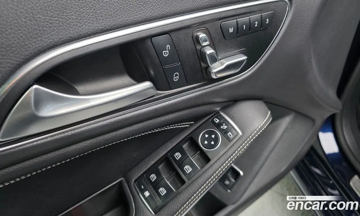 Mercedes-Benz CLA-Class 2017 2.0 гидро, фото 13 Mercedes-Benz CLA-Class 2017 2.0 гидро, фото 13
