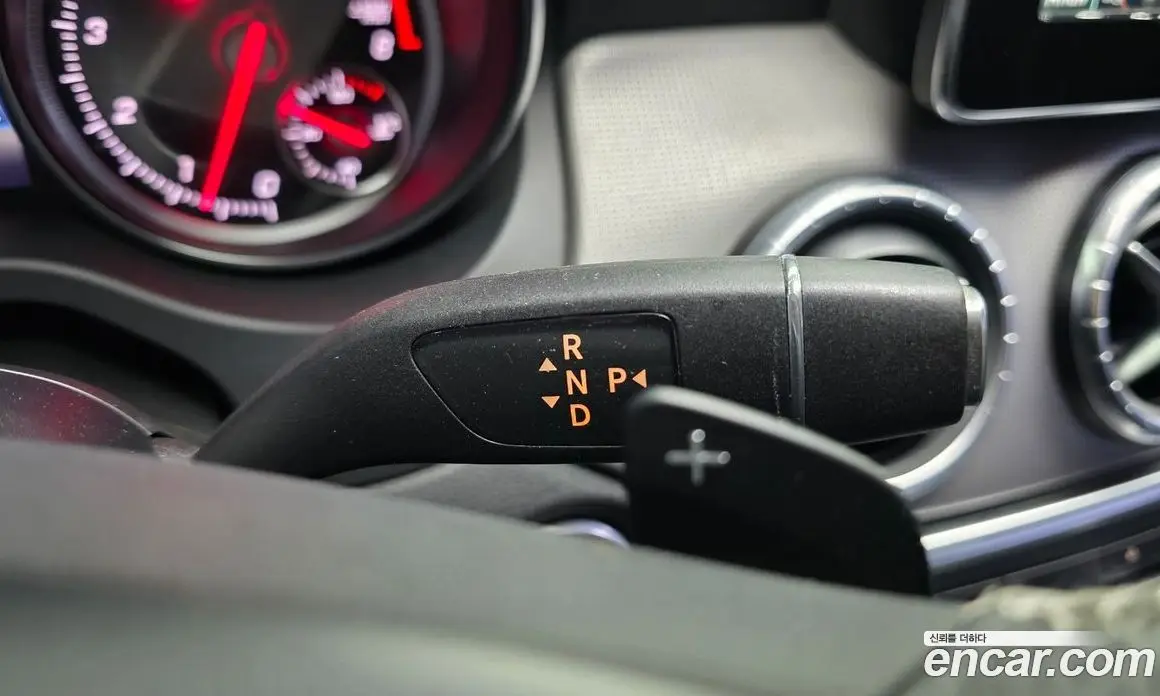 Mercedes-Benz CLA-Class 2017 2.0 гидро, фото 9 Mercedes-Benz CLA-Class 2017 2.0 гидро, фото 9