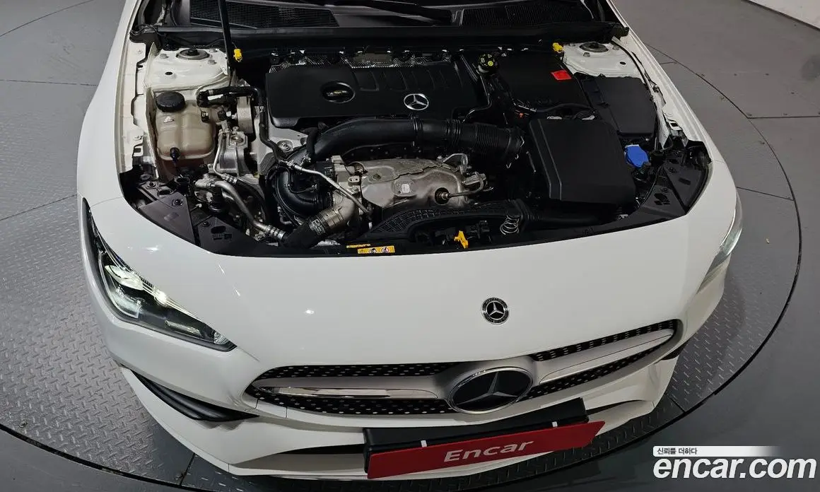 Mercedes-Benz CLA-Class 2023 2.0 гидро, фото 5