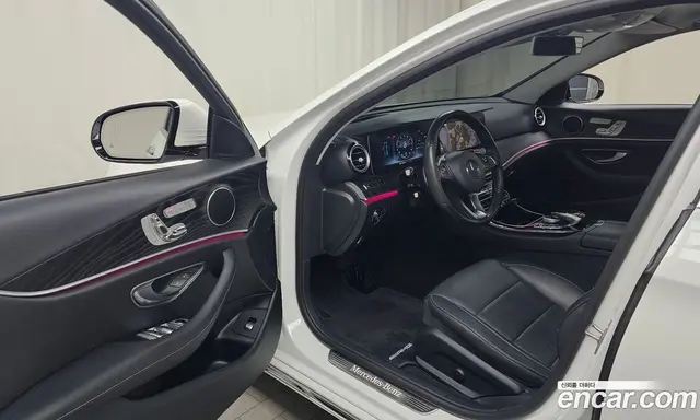 Mercedes-Benz E-Class 2016 2.0 автомат (гидро), миниатюра 10