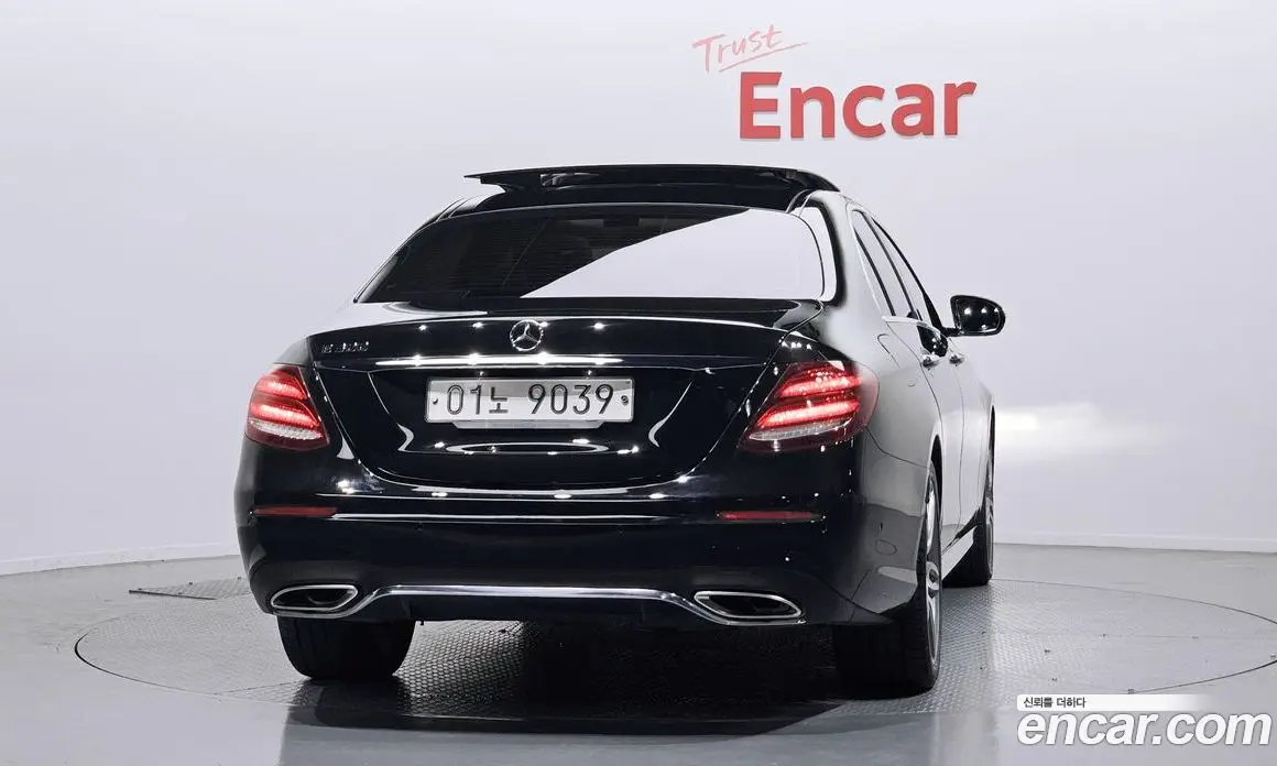 Mercedes-Benz E-Class 2017 2.0 автомат (гидро), фото 4