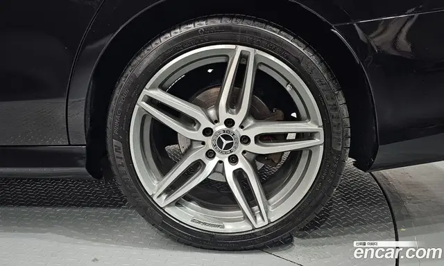 Mercedes-Benz E-Class 2017 2.0 автомат (гидро), миниатюра 5